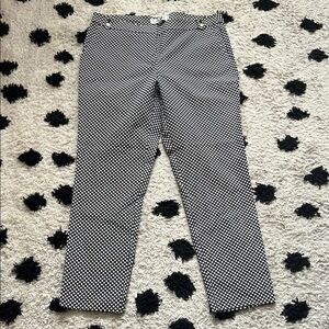 Jones studio size 10 womens Black and White Patterned Pants
